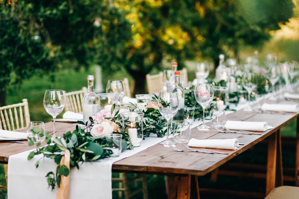 Dinner Party Flowers: The Perfect Gift for Any Host