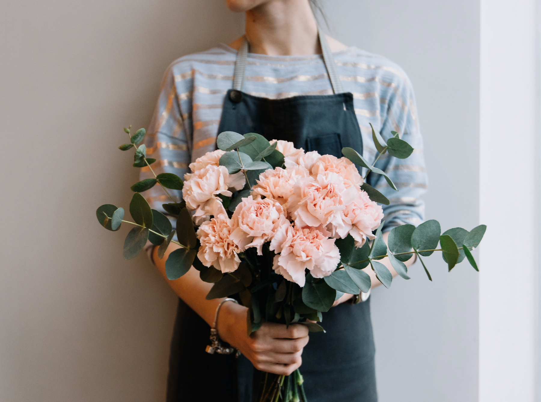 Why Flowers Make the Perfect Gift (And Always Will)