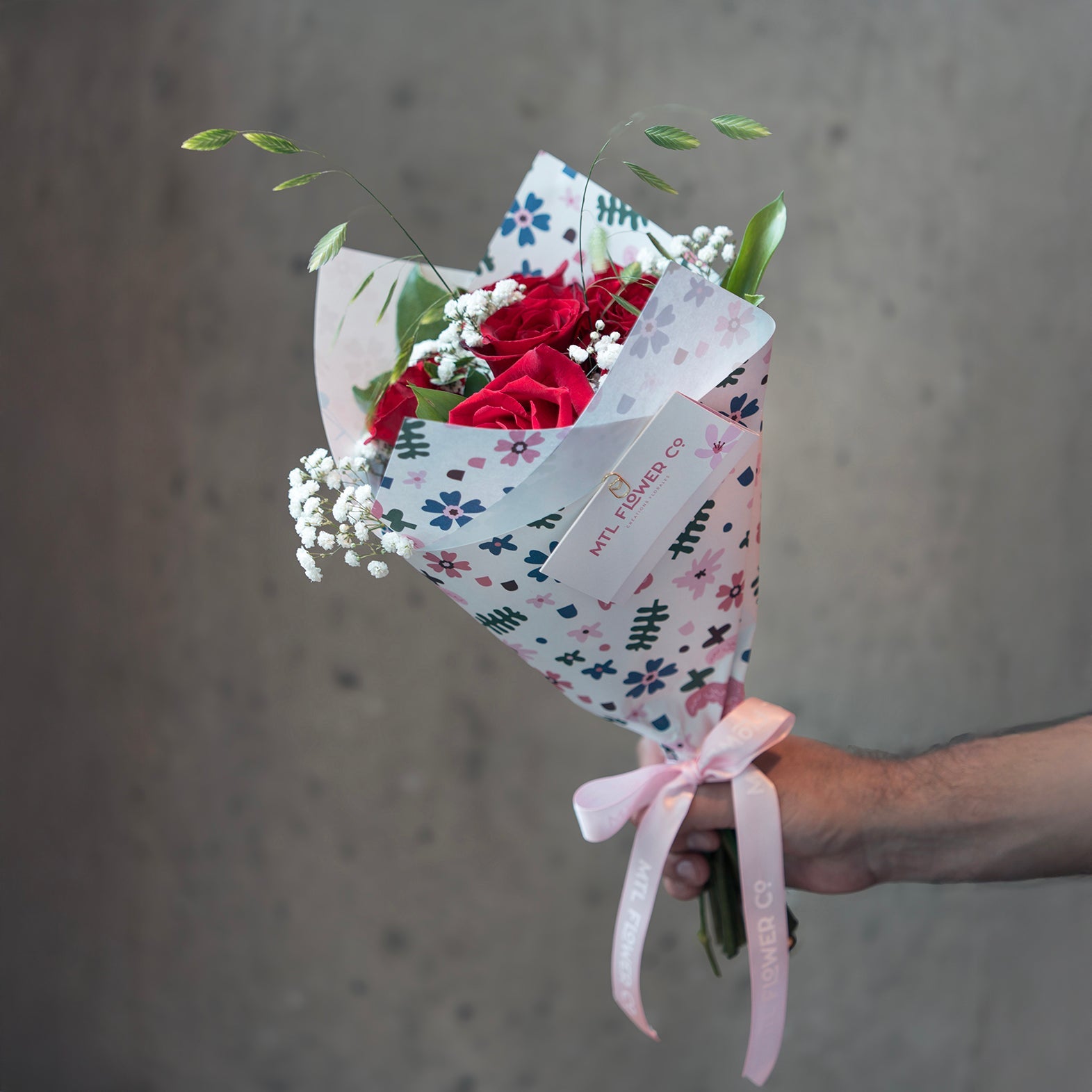 Same-Day Flower Delivery in Montréal: What to Expect