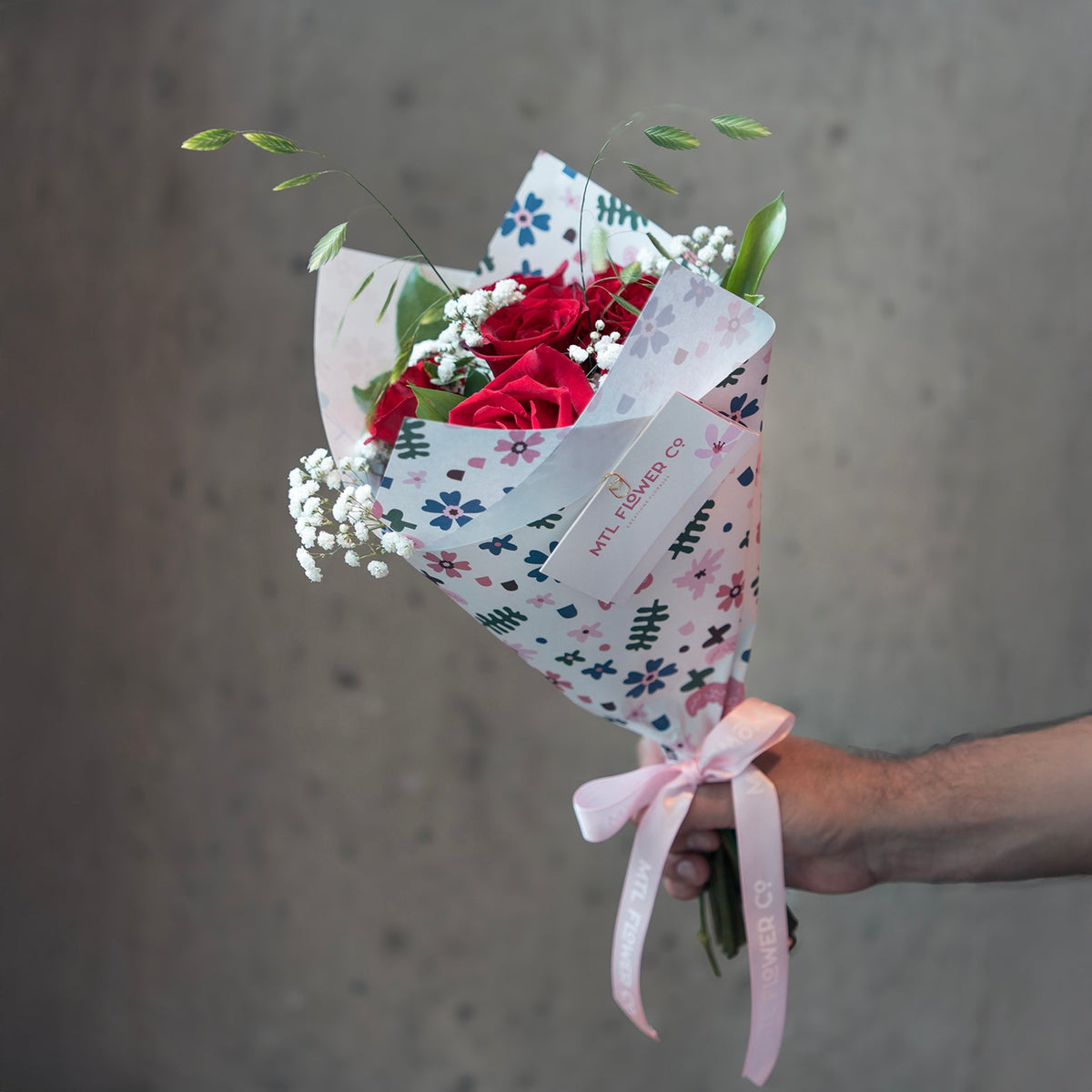 Same-Day Flower Delivery in Montréal: What to Expect