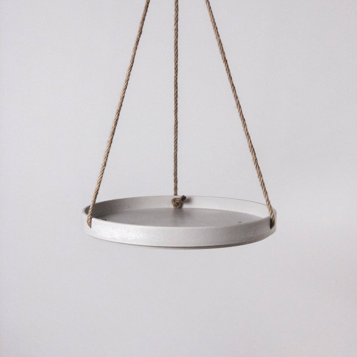 10" Signature Stone Hanging Tray: Gray Stone