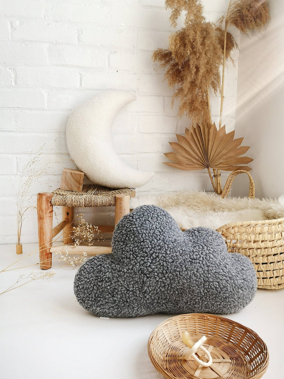 Sherpa cloud cushion - 5 color choices: Beige