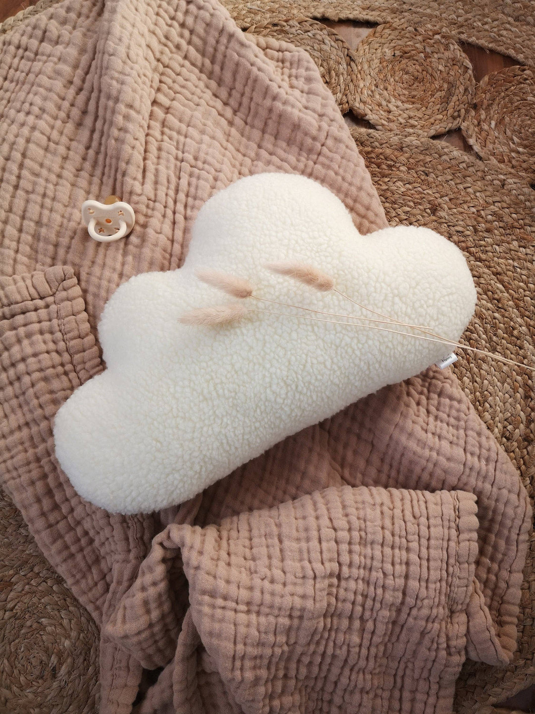 Sherpa cloud cushion - 5 color choices: Grey