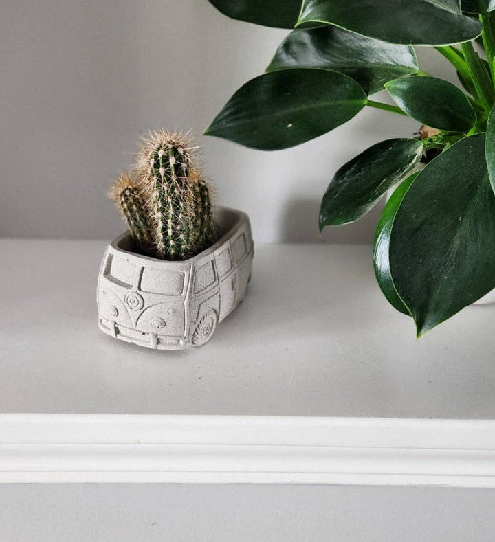 Retro Bus Compact Succulent Plant Pot