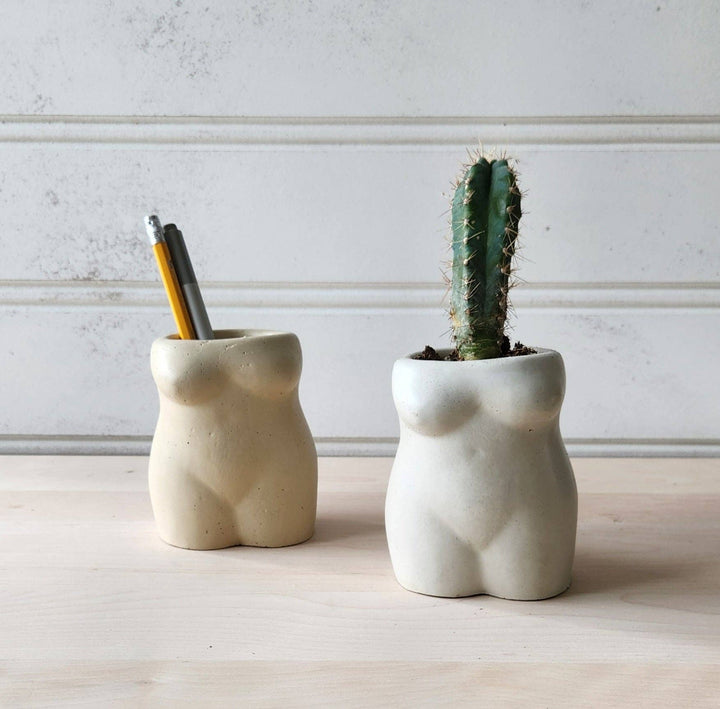 Femme Planter - Vase