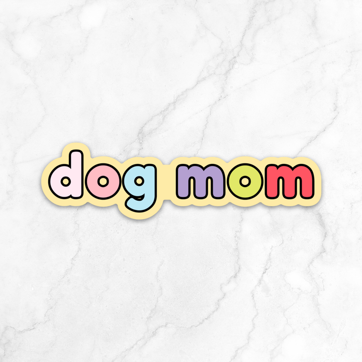 Autocollant en vinyle arc-en-ciel Dog Mom