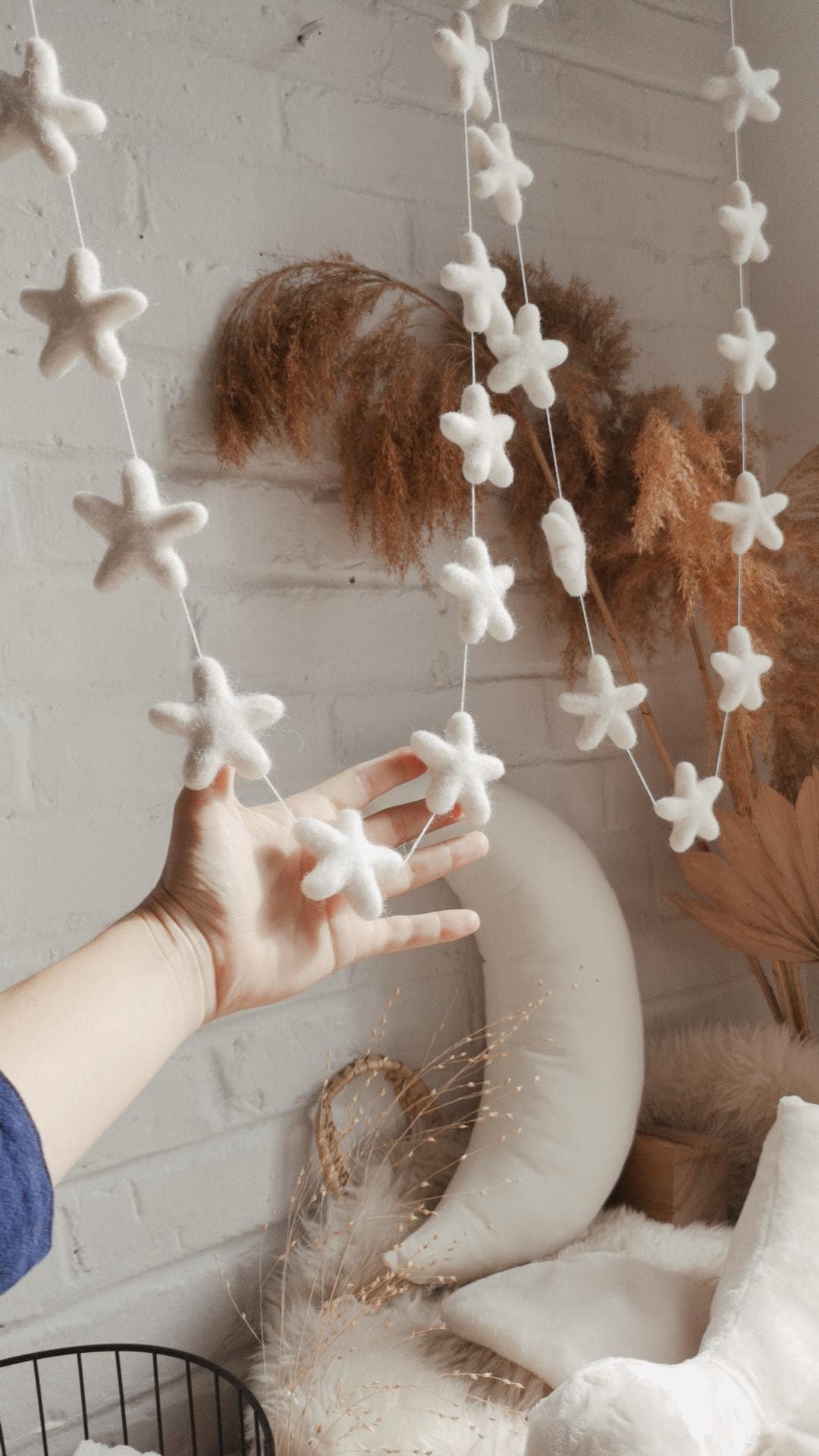 Christmas Felt star garland: White