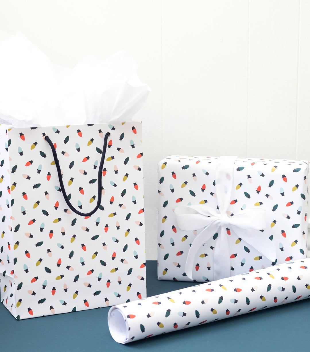 Rouleau de papier cadeau - motifs lumières de Noël