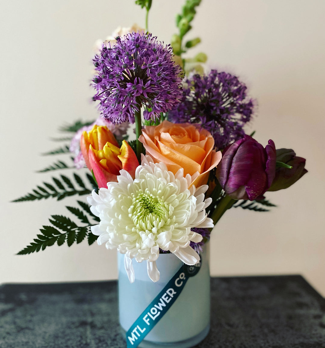 Customised Container Vase Custom Vase Arrangement Montreal | Bespoke Fresh Flower Design | Mtl ...